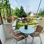 Olive Studio ,Balcony With Mountain View, Kitchenette, 1Km To Beach ,By Likeyourhome