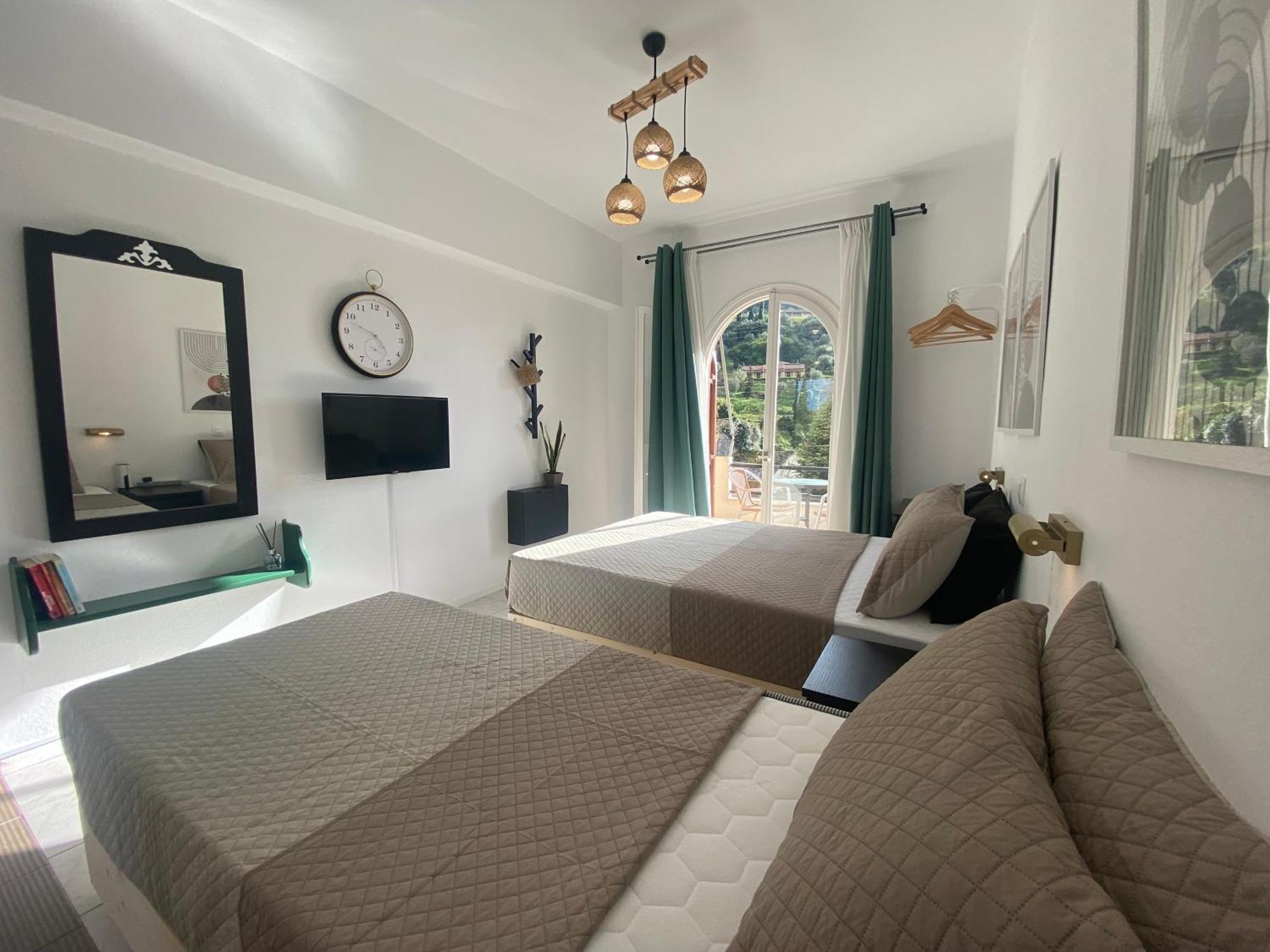 Appartement Olive ,balcony With Mountain View, Kitchenette, 1km To ,by Likeyourhome *